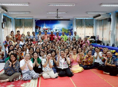 งานประเพณีทำบุญ และพิธีรดน้ำขอพรนักสหกรณ์อาวุโส ณ ... พารามิเตอร์รูปภาพ 79